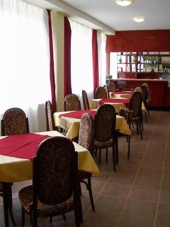Hotel Lido Miskolc Buitenkant foto
