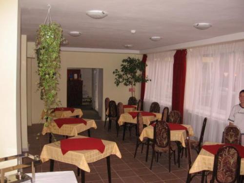 Hotel Lido Miskolc Buitenkant foto