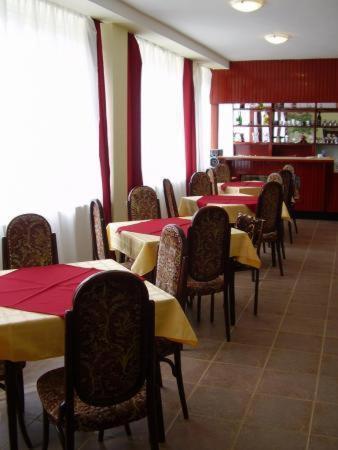 Hotel Lido Miskolc Buitenkant foto