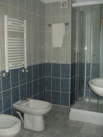 Hotel Lido Miskolc Buitenkant foto
